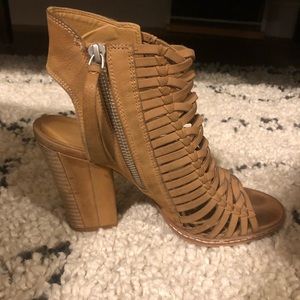 Dolce Vita Amina Sandal Bootie Size 7